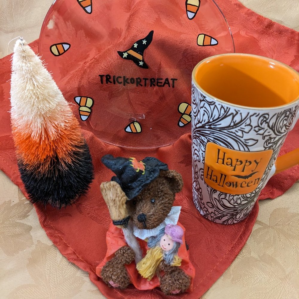 Halloween Special Mug/Trick Or Treat Plate/Sweet Teddy Bear Witch/Glass Pumpkin